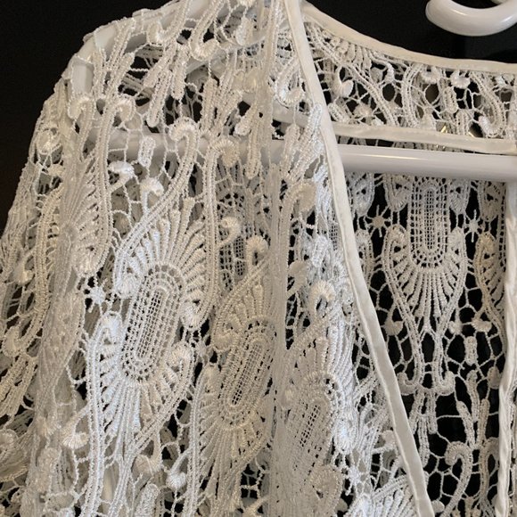 Lace jacket - Picture 2 of 7